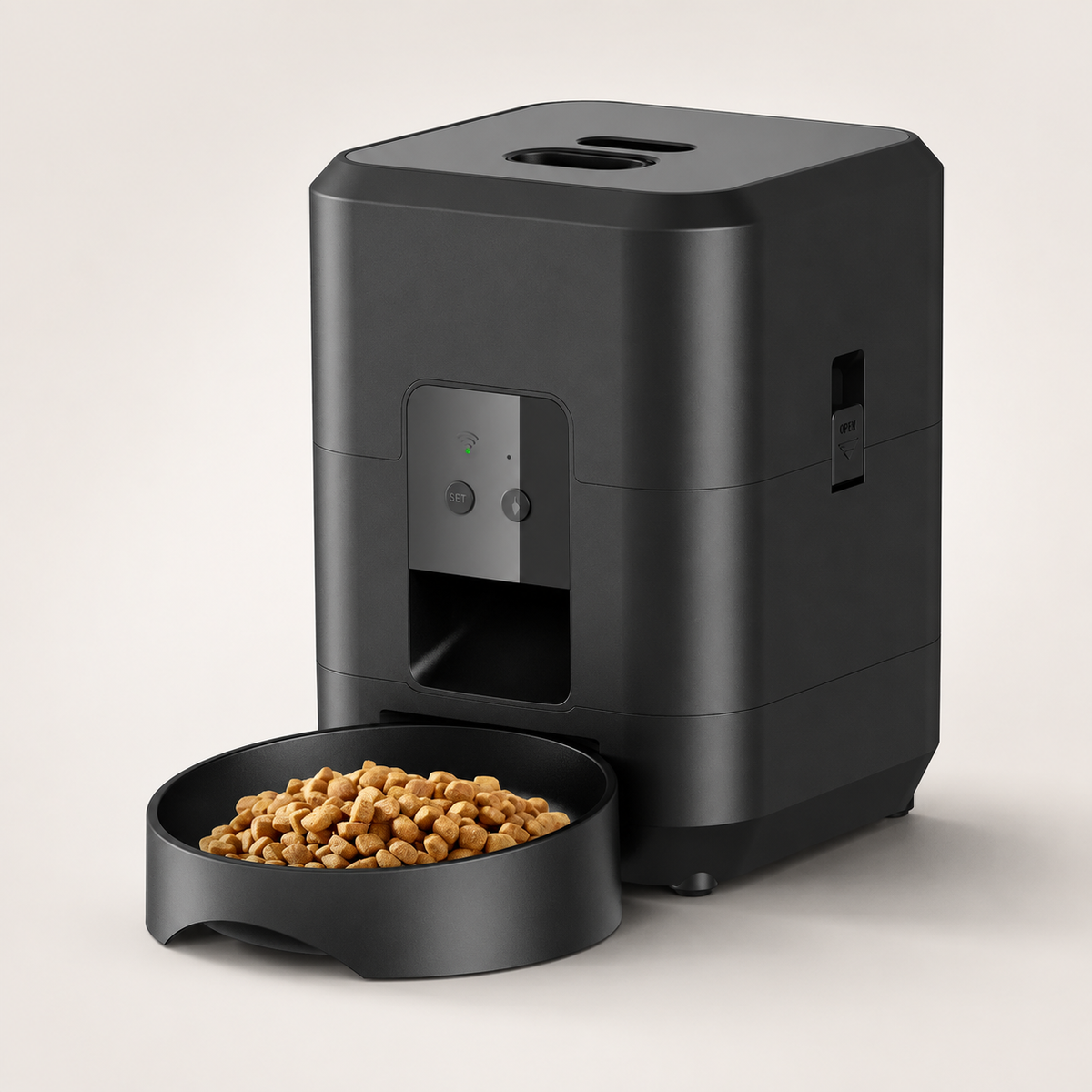 Distributeur Automatique de Croquettes Connecté, photo produit sur fond clair